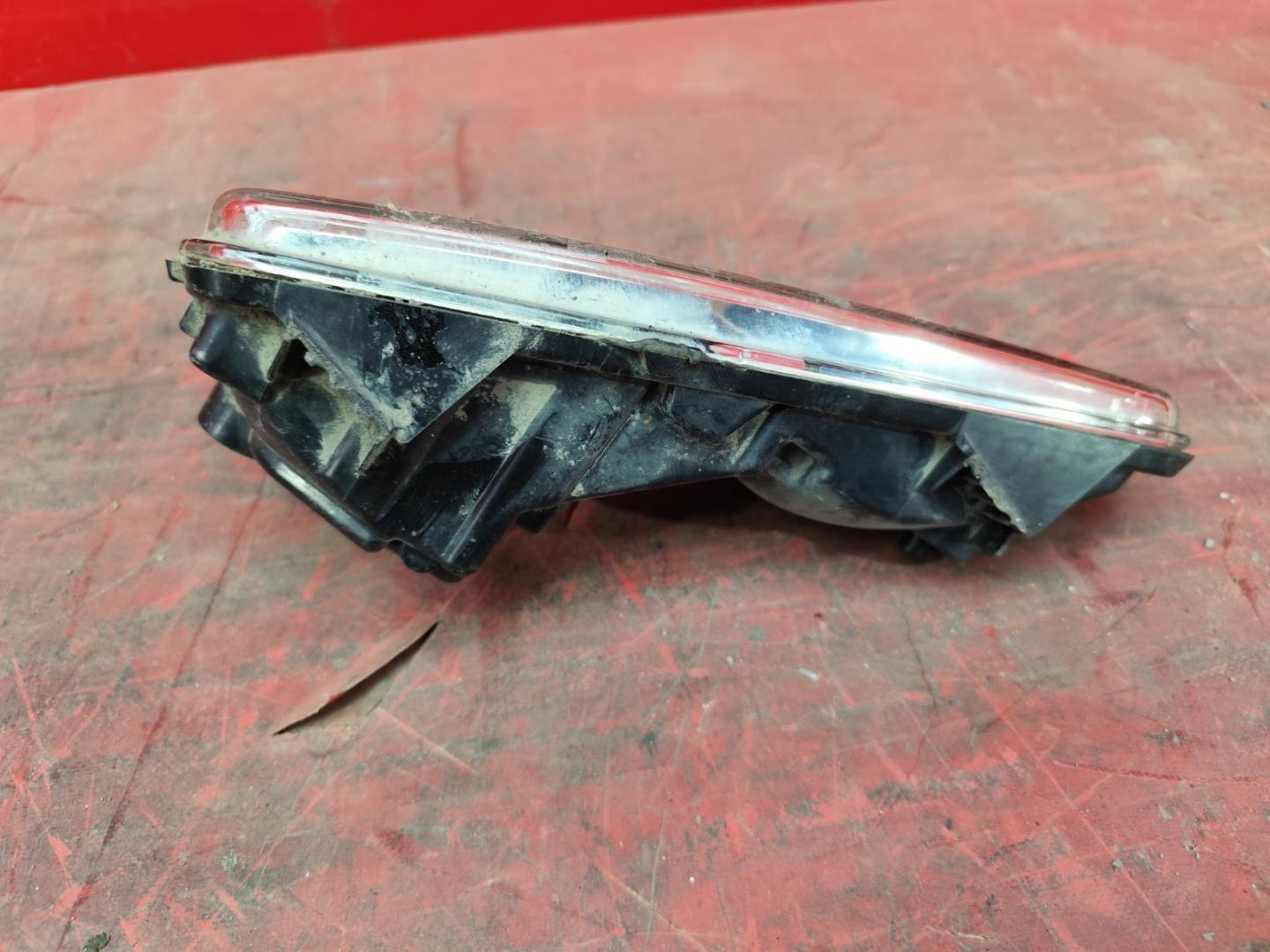 Фара противотуманная