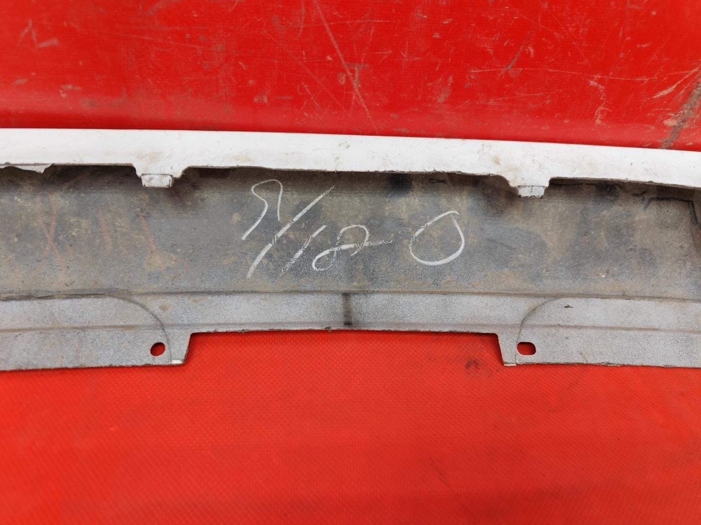 Накладка на решетку радиатора