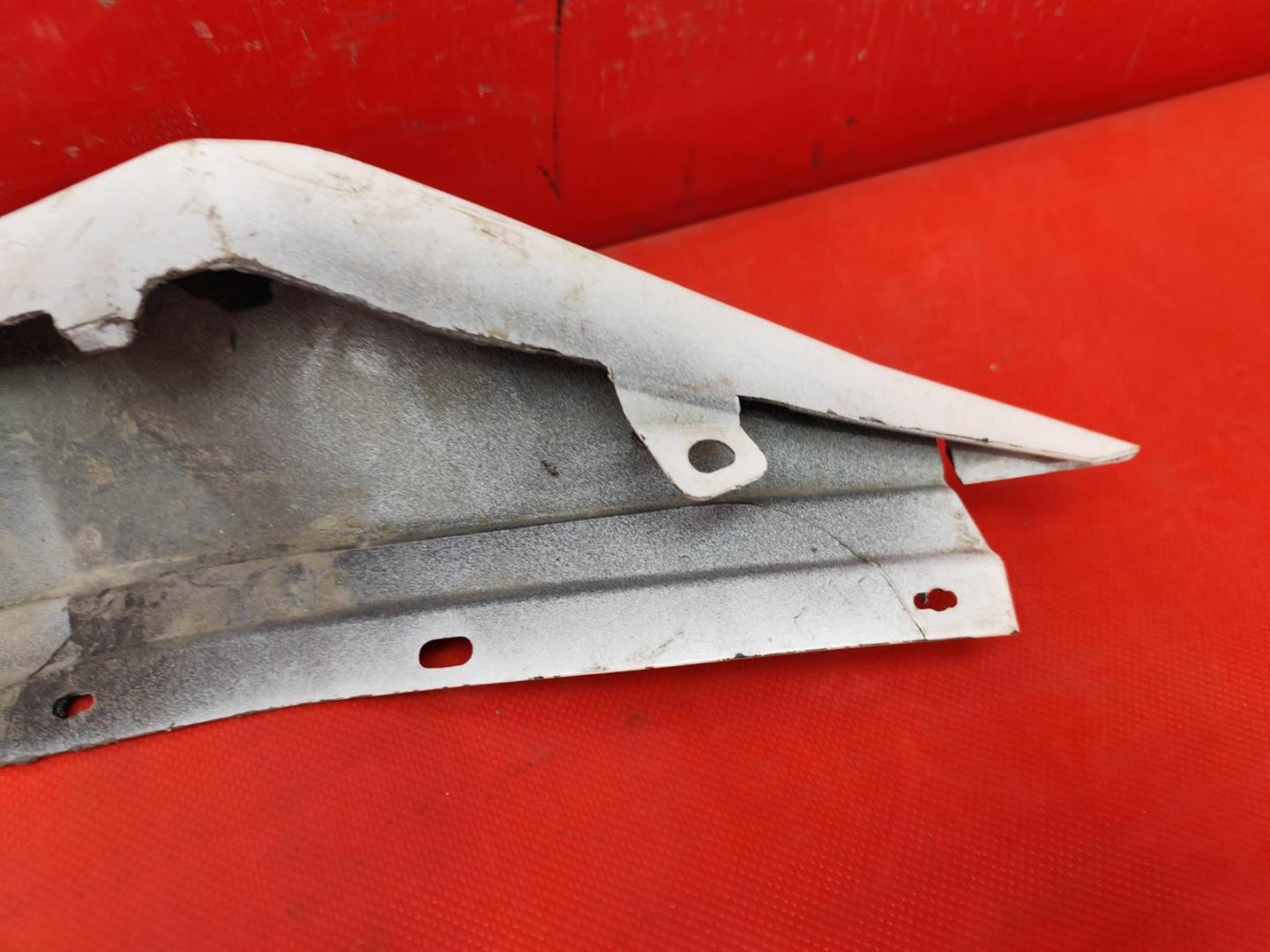 Накладка на решетку радиатора