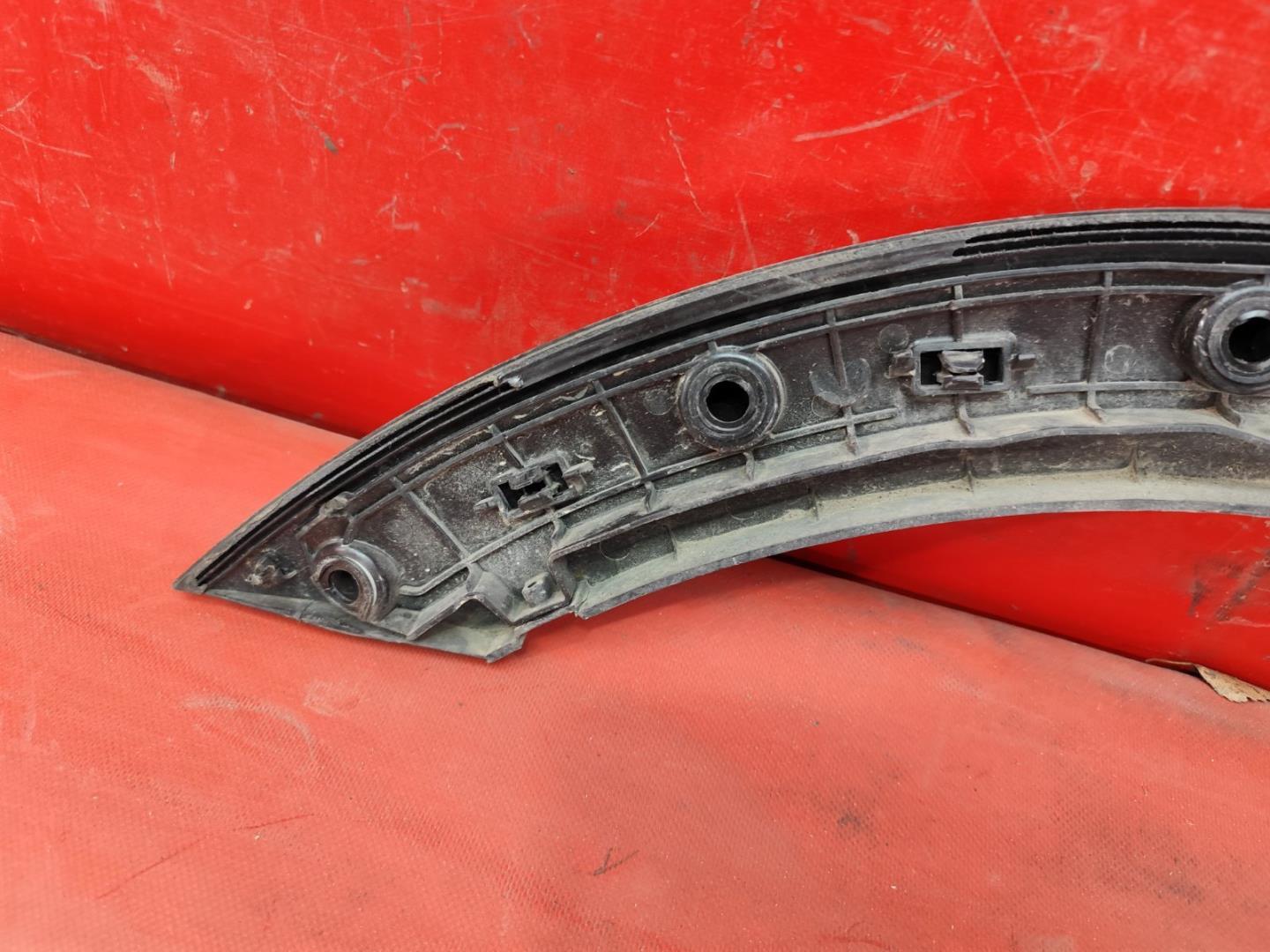 Накладка на крыло