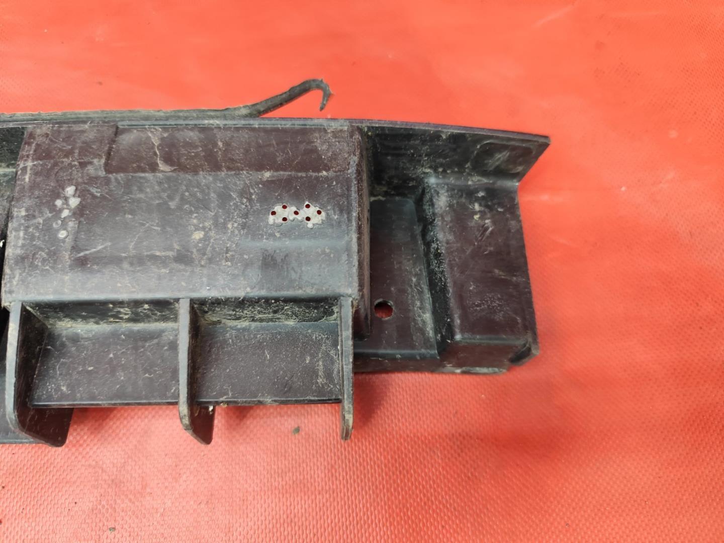 Кронштейн крепежный