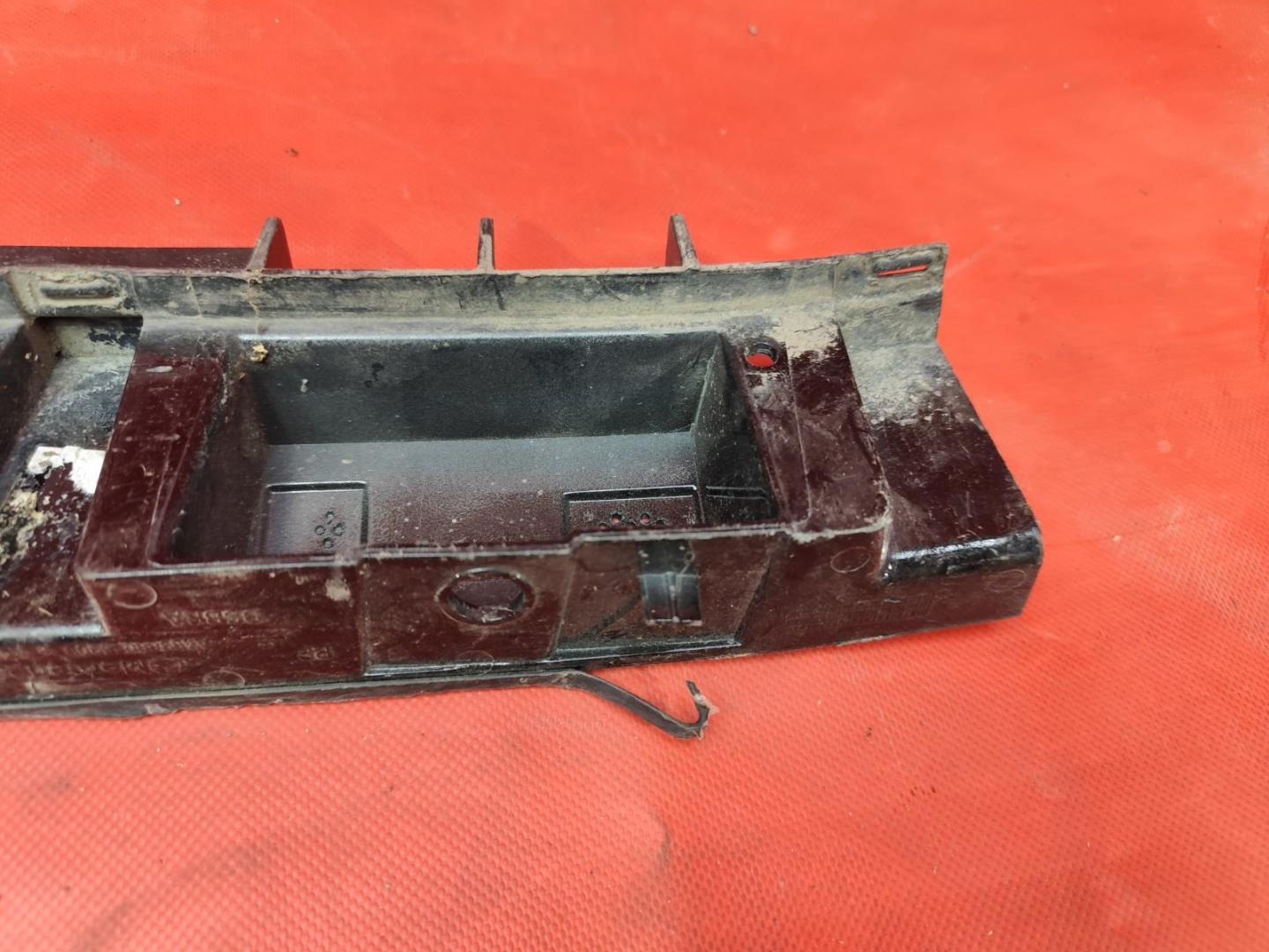 Кронштейн крепежный