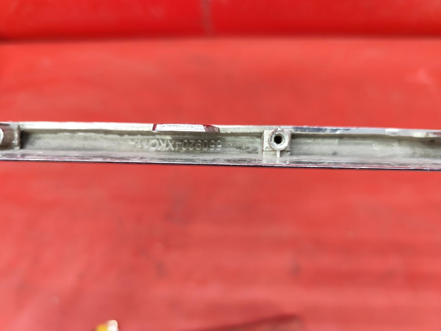 Накладка на решетку радиатора