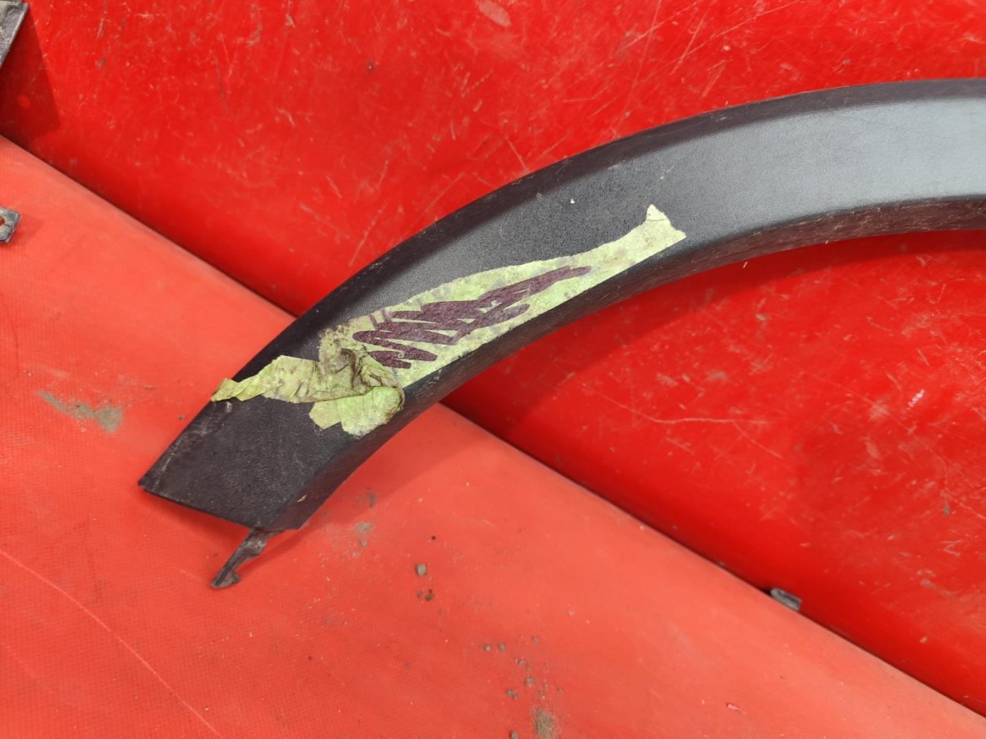 Накладка на крыло