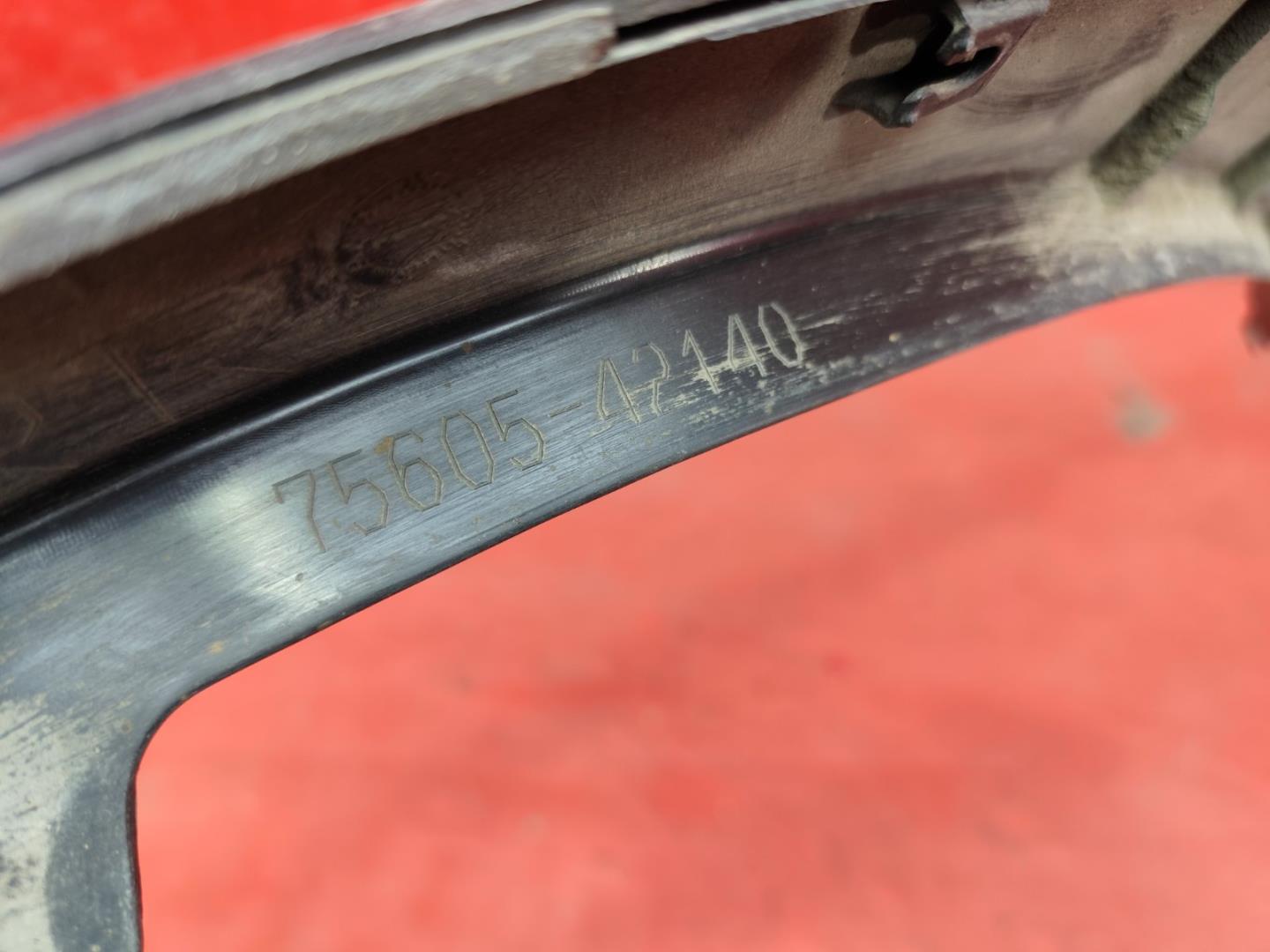 Накладка на крыло