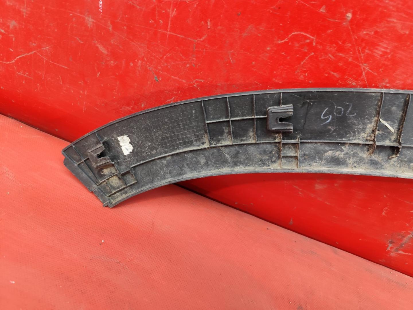 Накладка на крыло