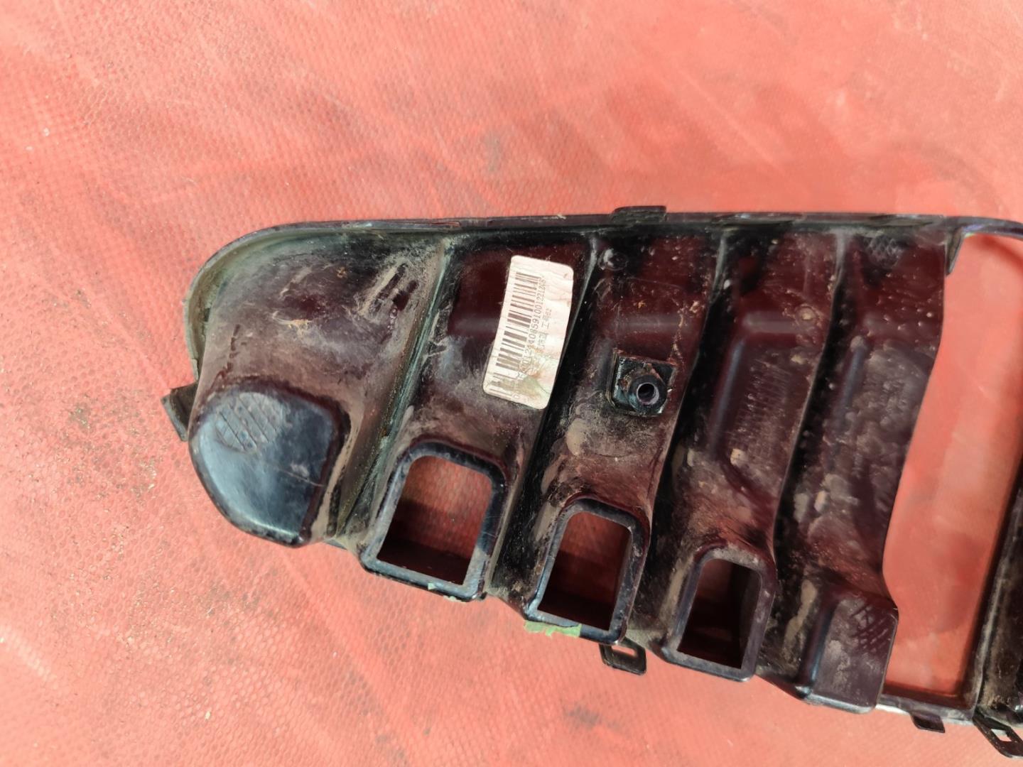 Накладка (кузов наружные)