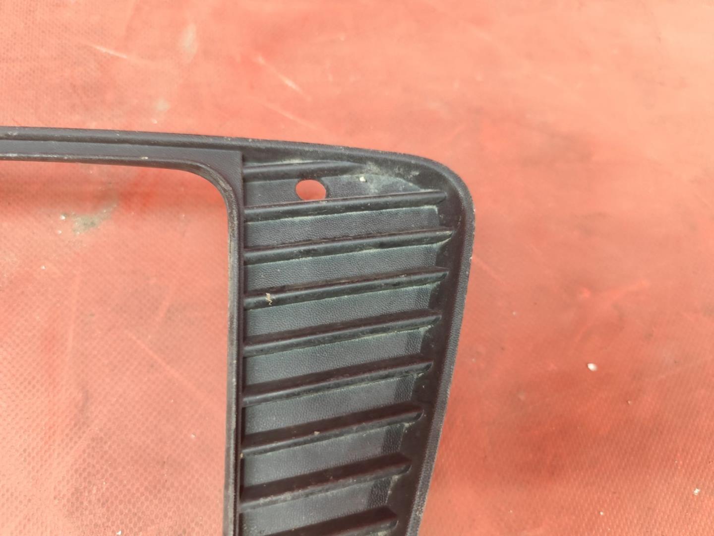 Накладка (кузов наружные)