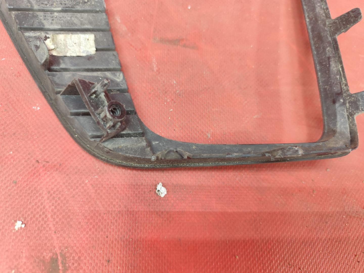 Накладка (кузов наружные)