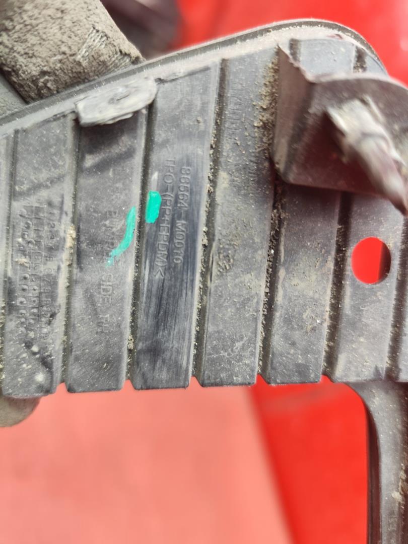 Накладка (кузов наружные)