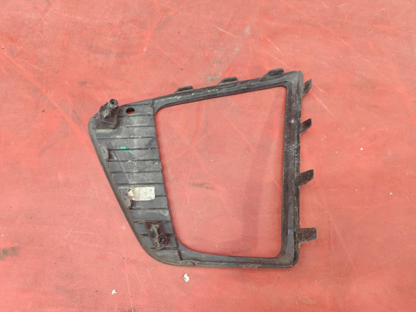 Накладка (кузов наружные)