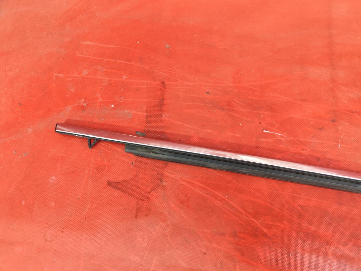 Молдинг двери