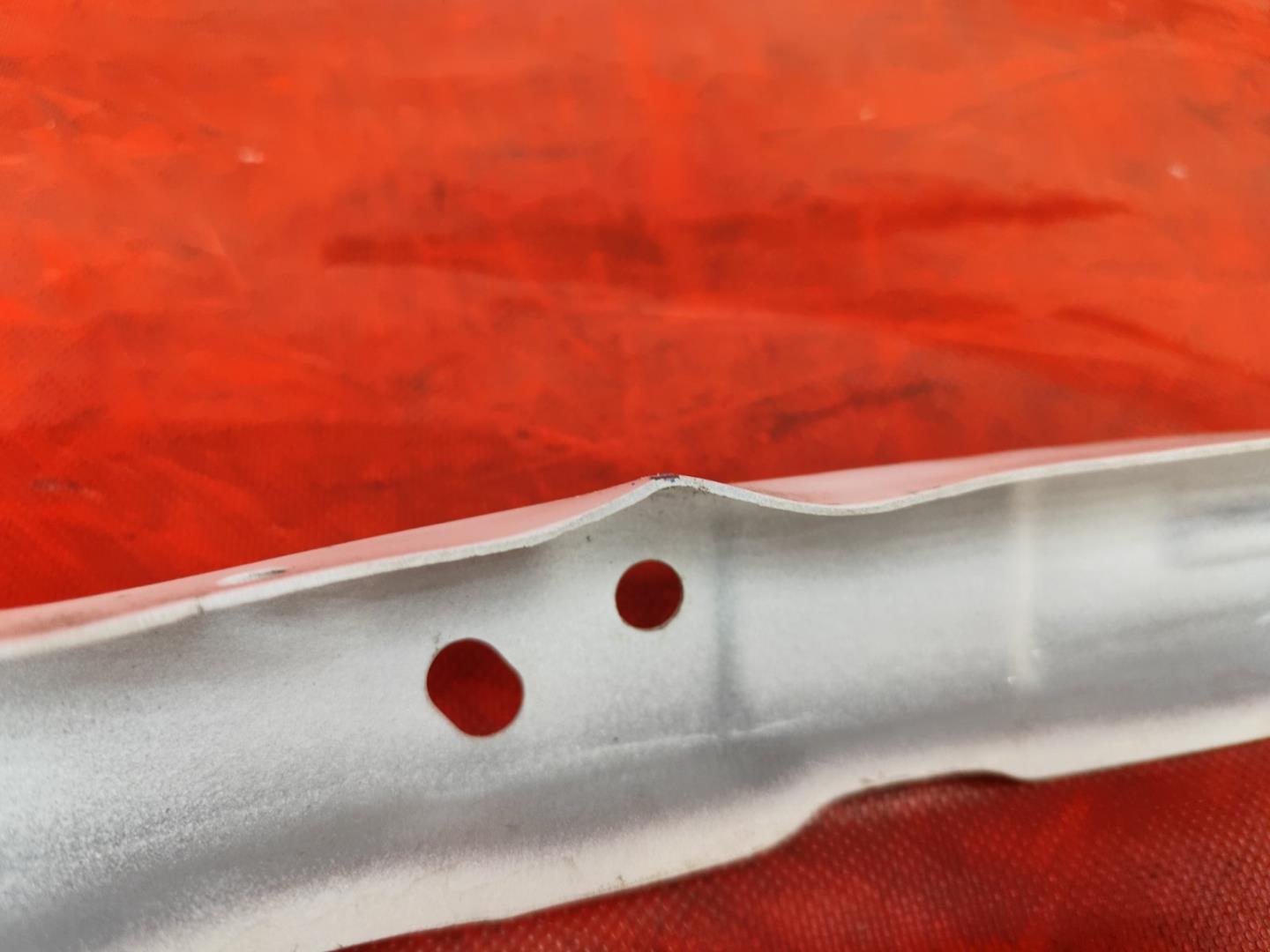 Кронштейн крепления фары