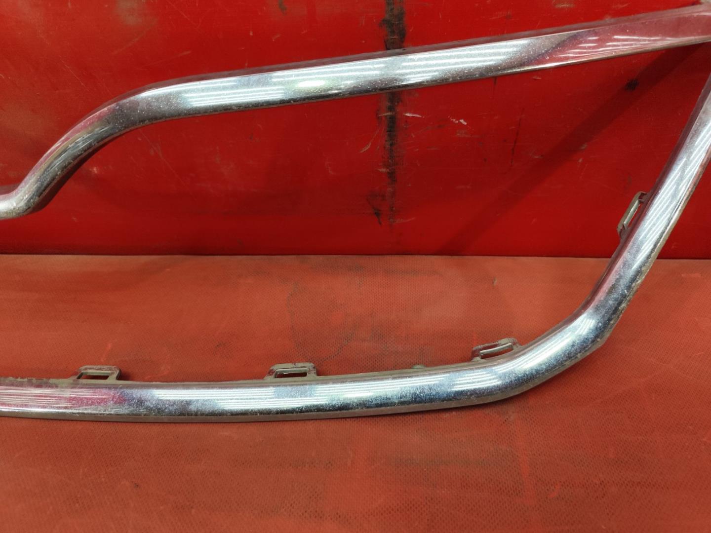 Накладка на решетку радиатора