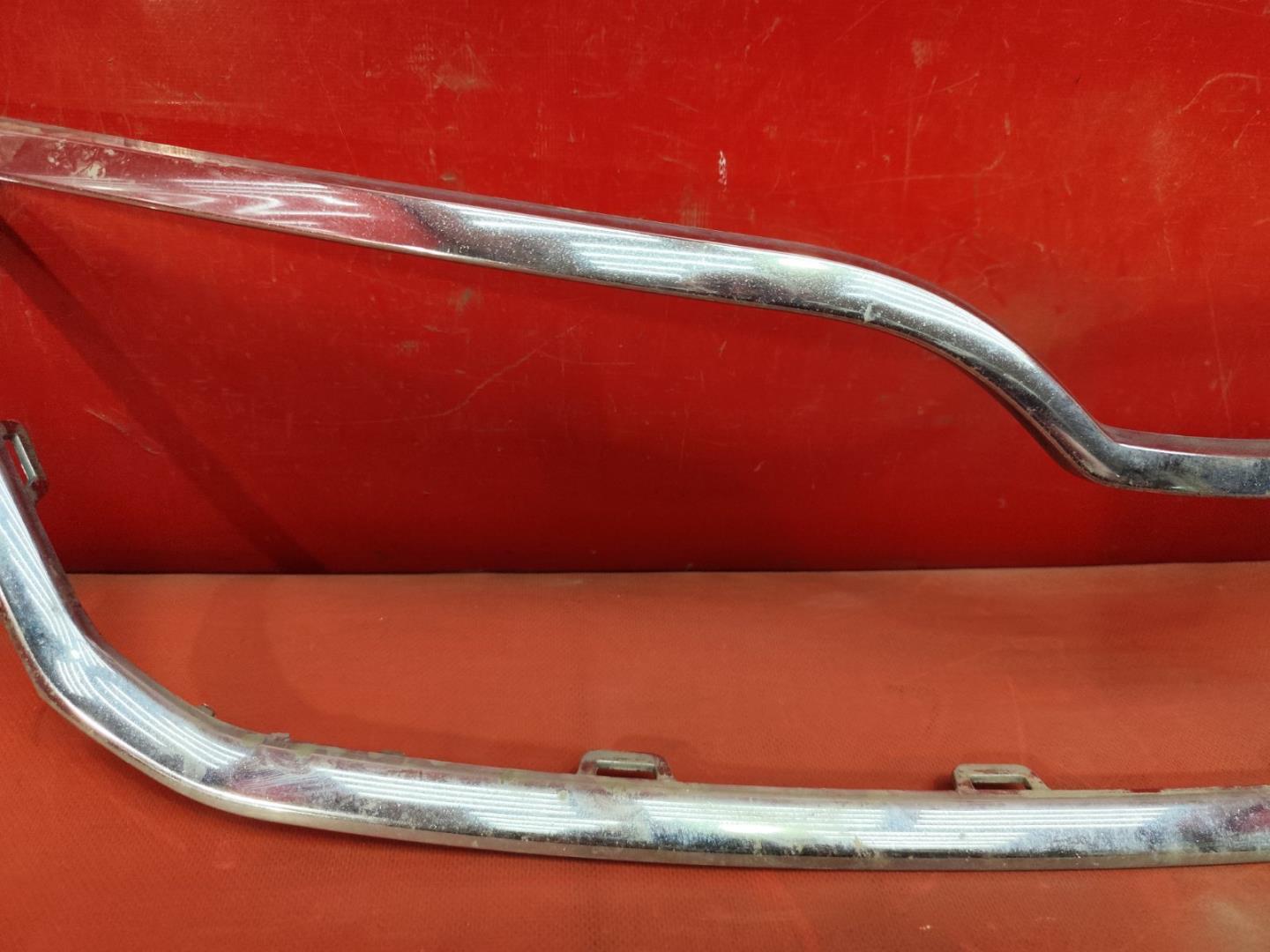 Накладка на решетку радиатора