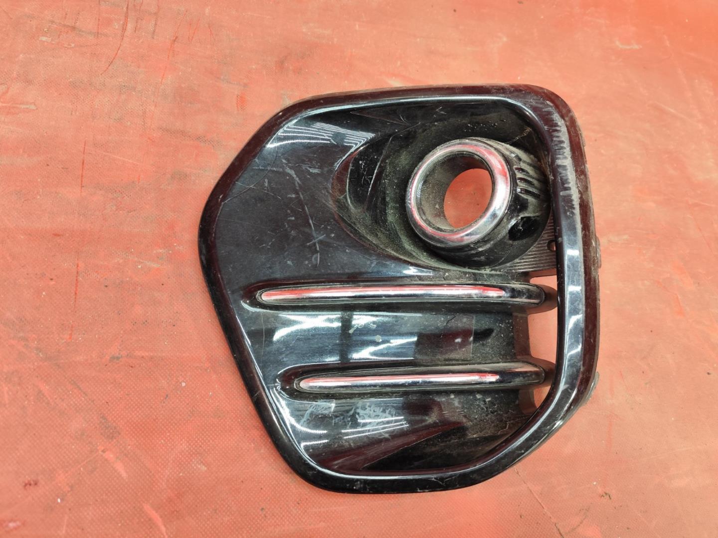 Накладка (кузов наружные)