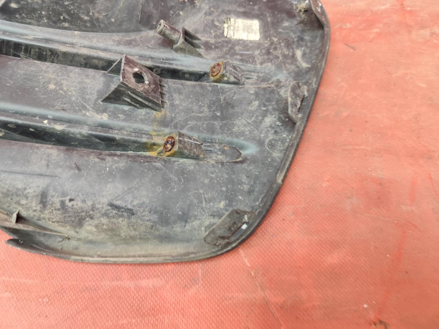 Накладка (кузов наружные)