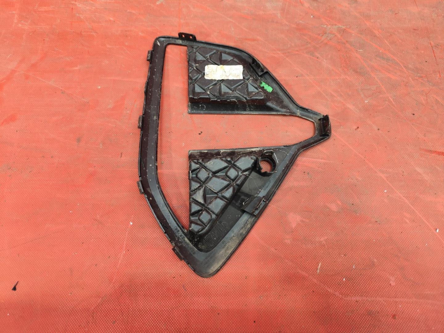 Накладка (кузов наружные)