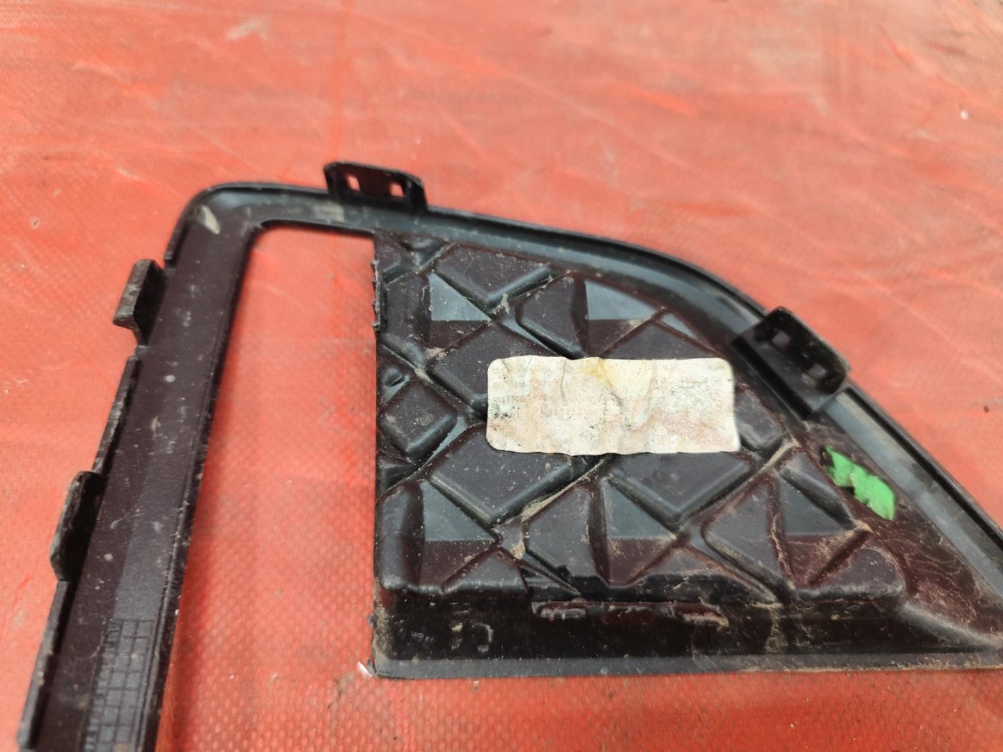 Накладка (кузов наружные)