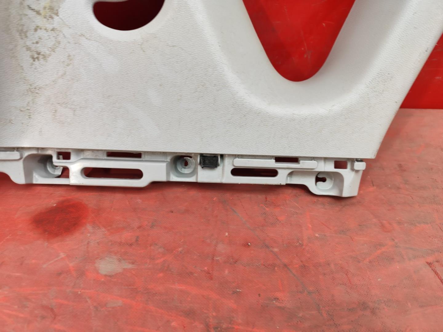 Накладка стойки