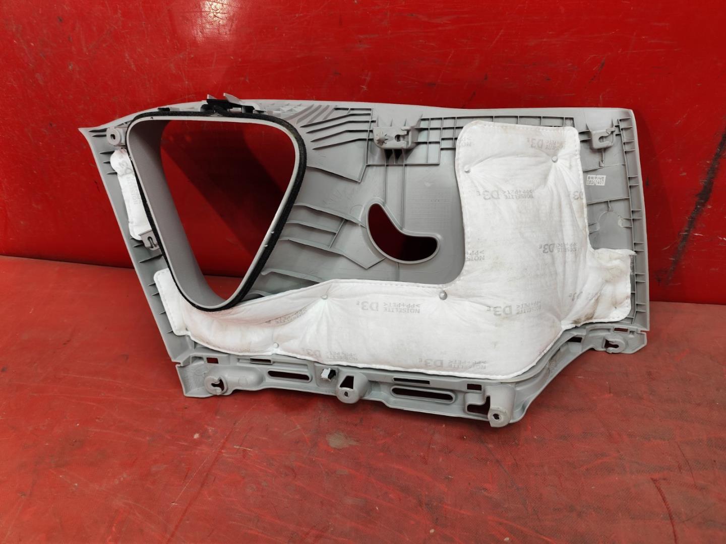 Накладка стойки