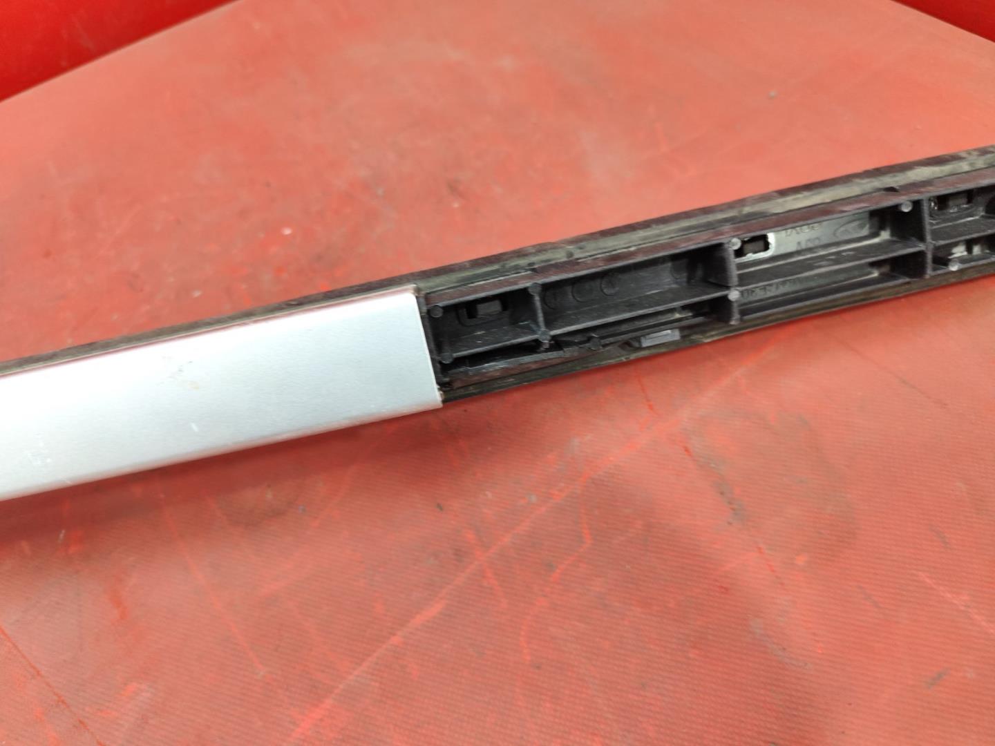 Рейлинги (релинг) к-кт (планки на крышу)