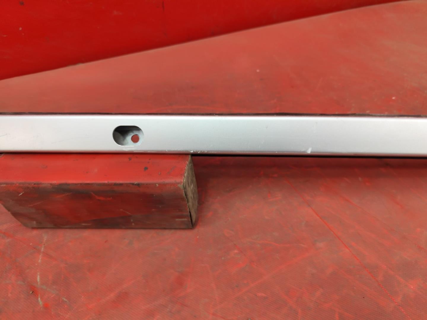 Рейлинги (релинг) к-кт (планки на крышу)