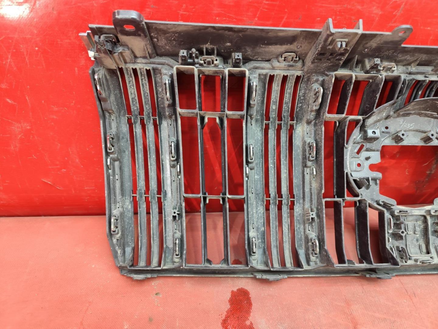 Решетка радиатора