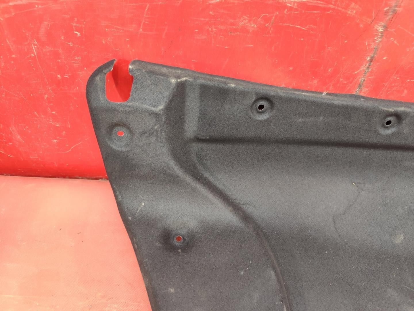 Обшивка багажника