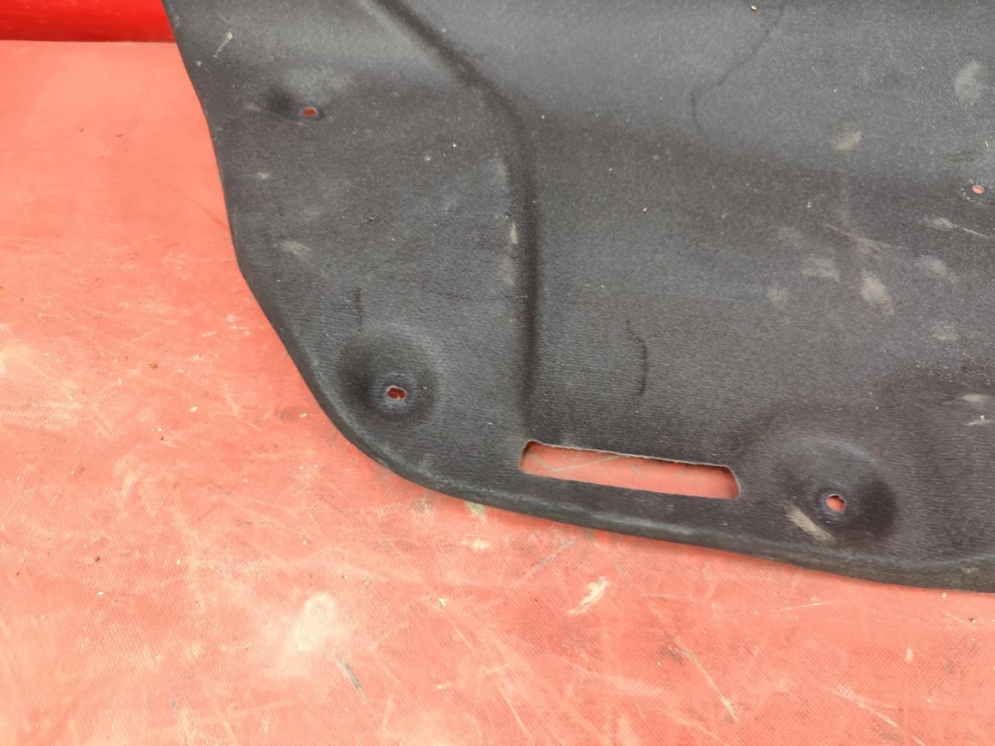 Обшивка багажника