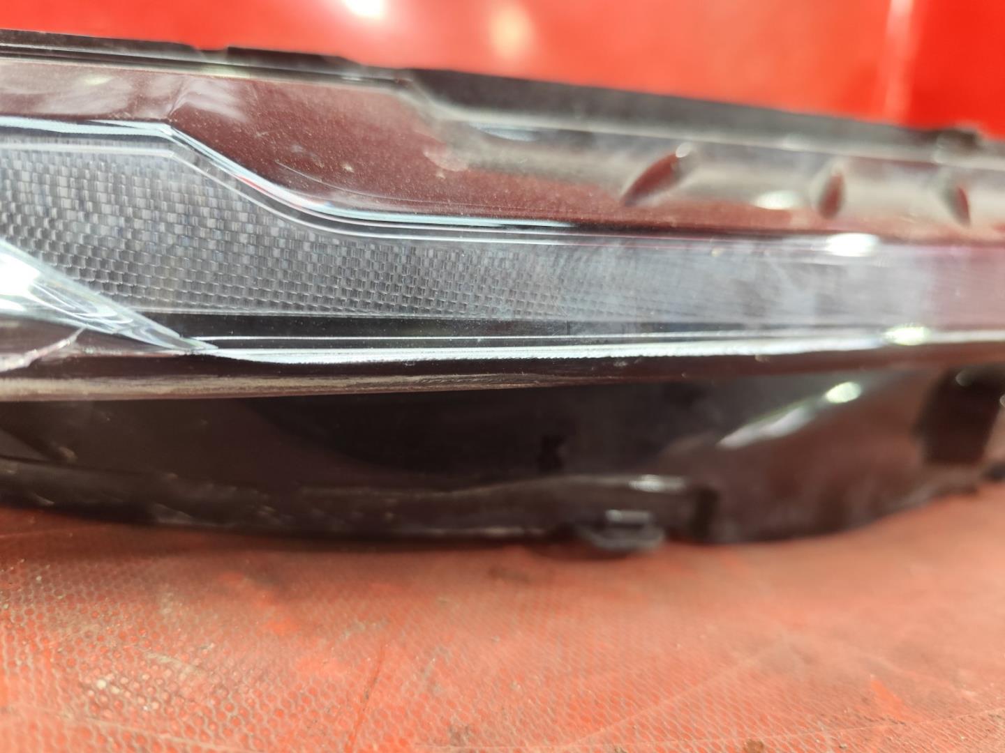 Фара дневного света (ходовые огни)