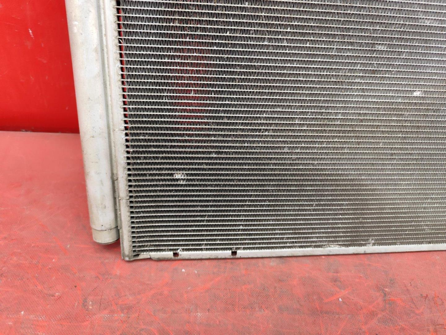 Радиатор кондиционера / конденсер