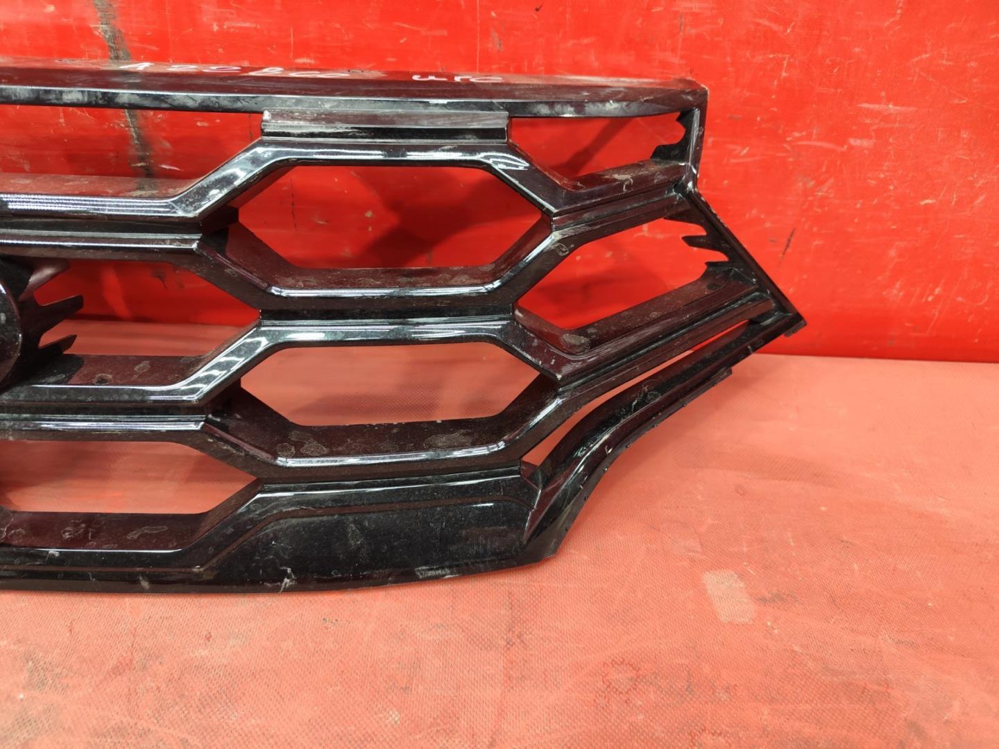 Решетка радиатора