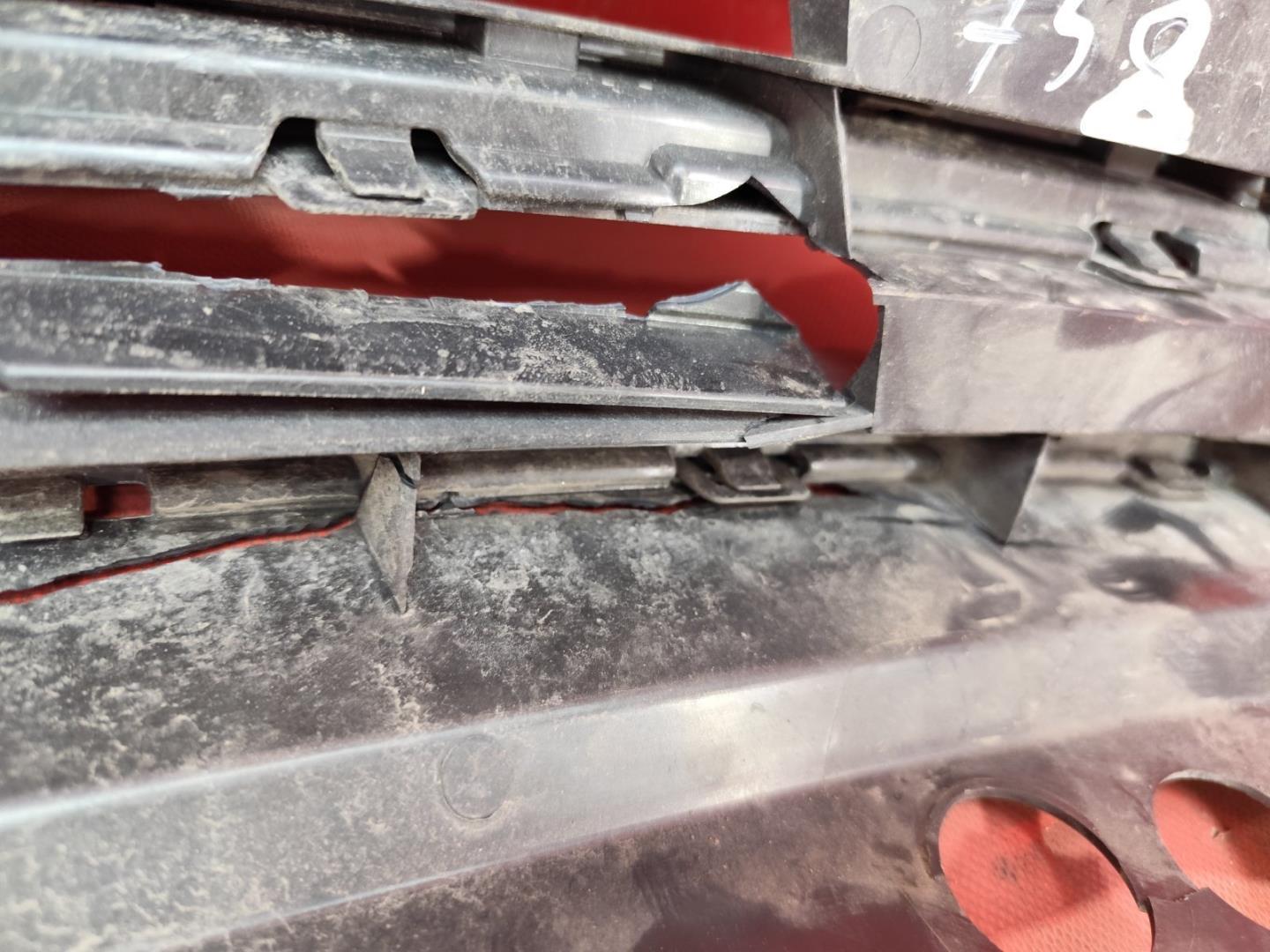 Решетка радиатора