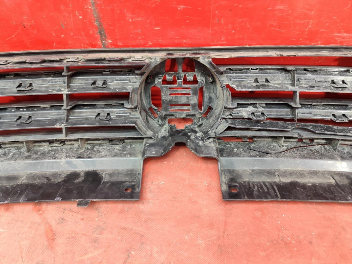 Решетка радиатора