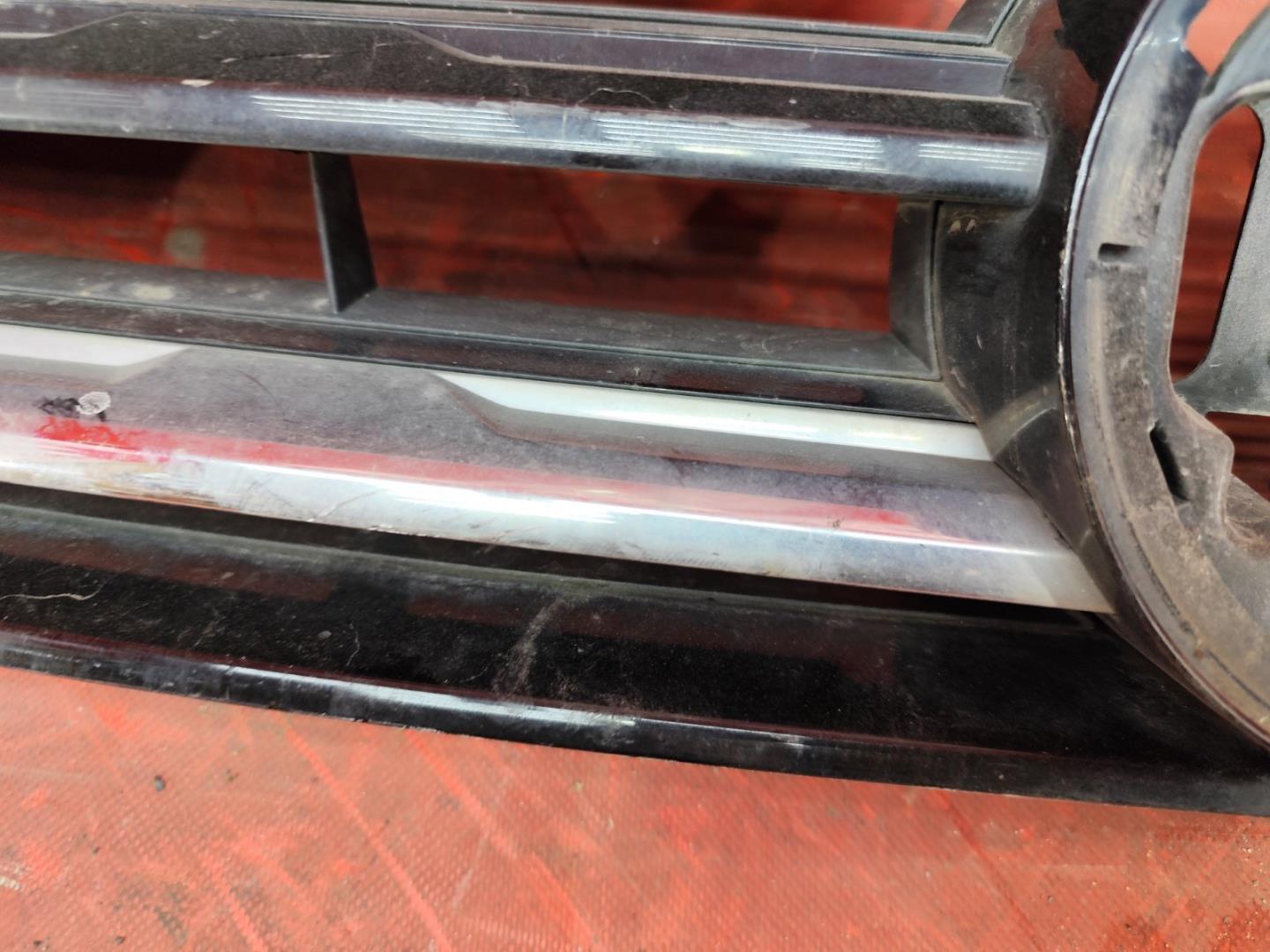 Решетка радиатора