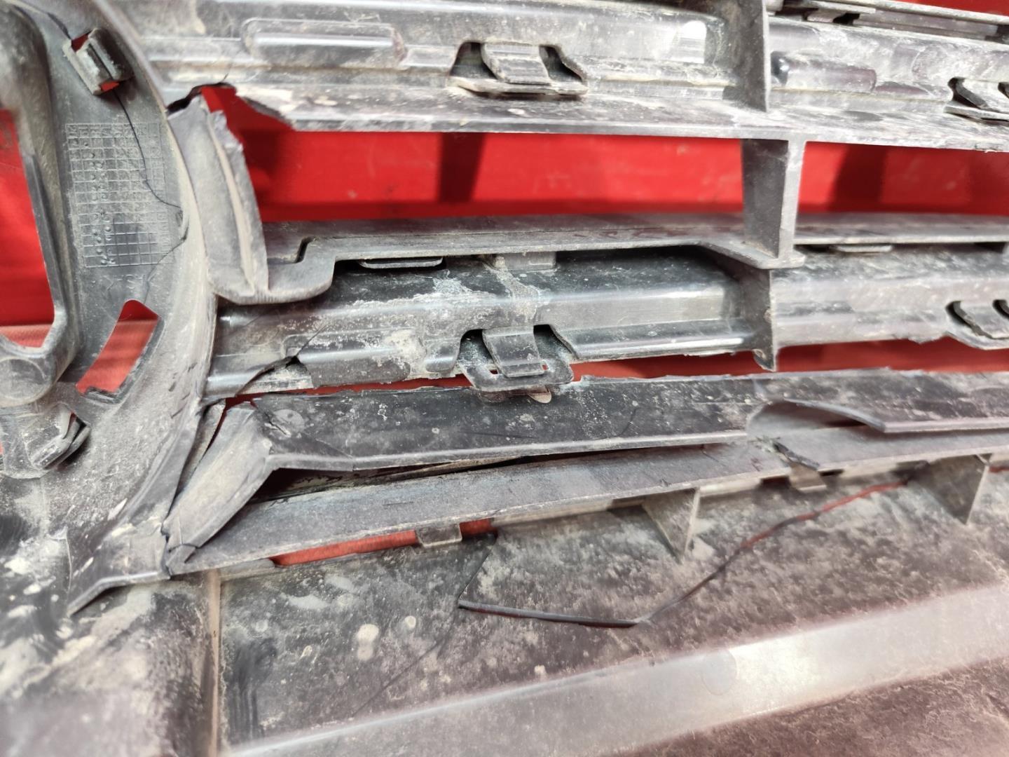 Решетка радиатора