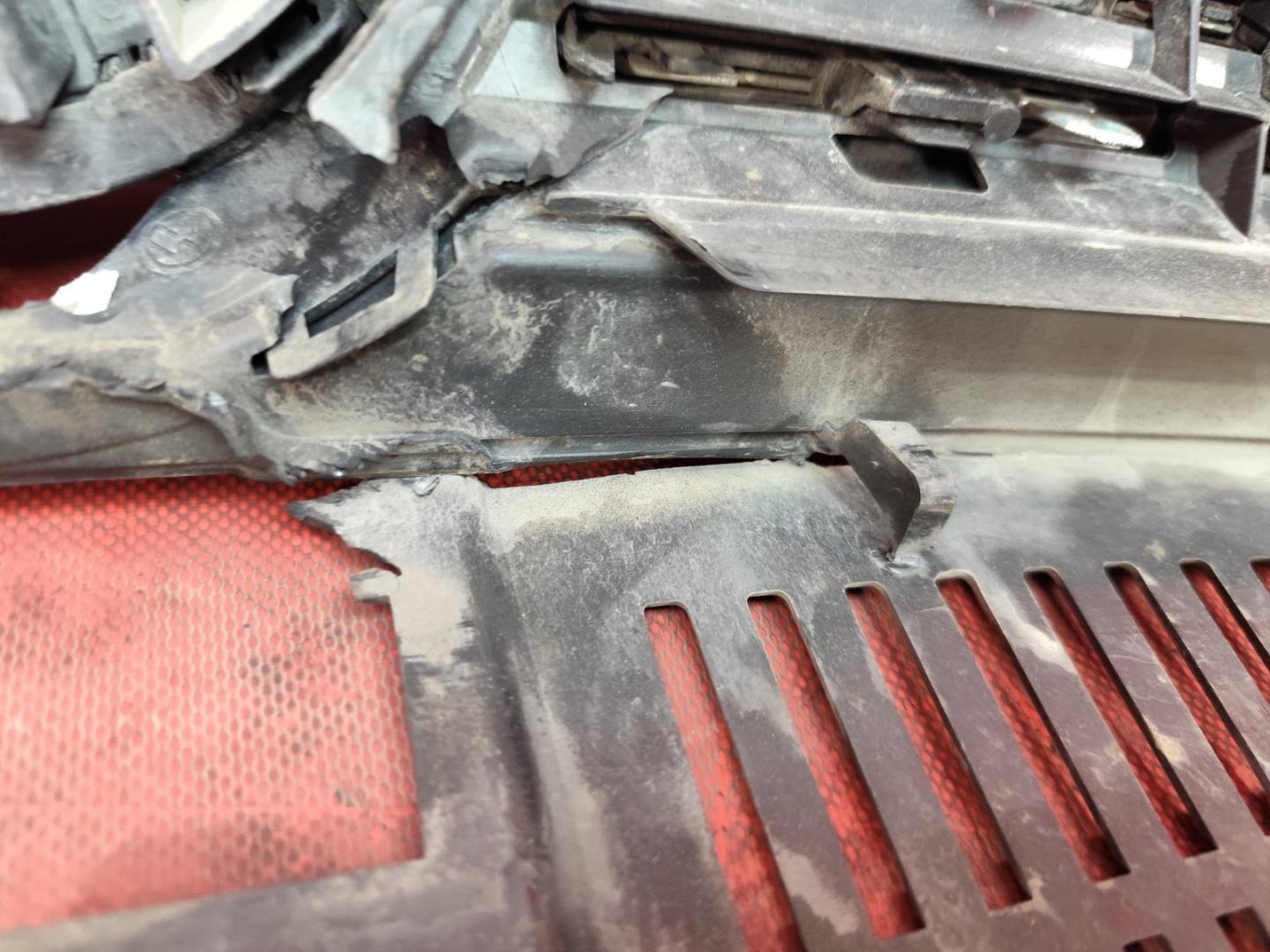 Решетка радиатора