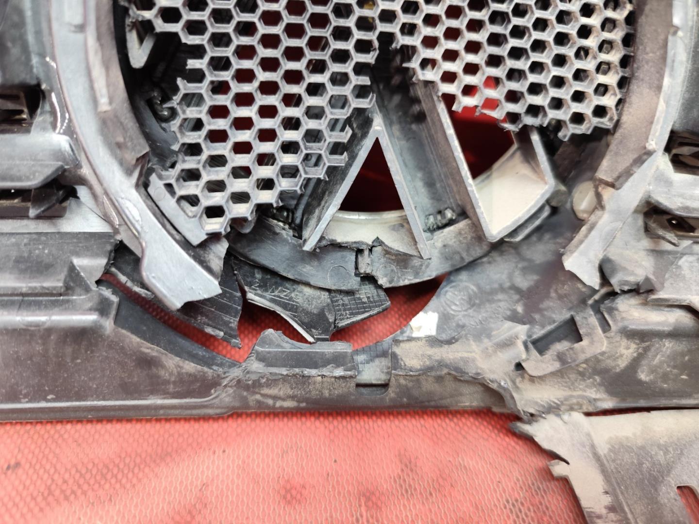 Решетка радиатора