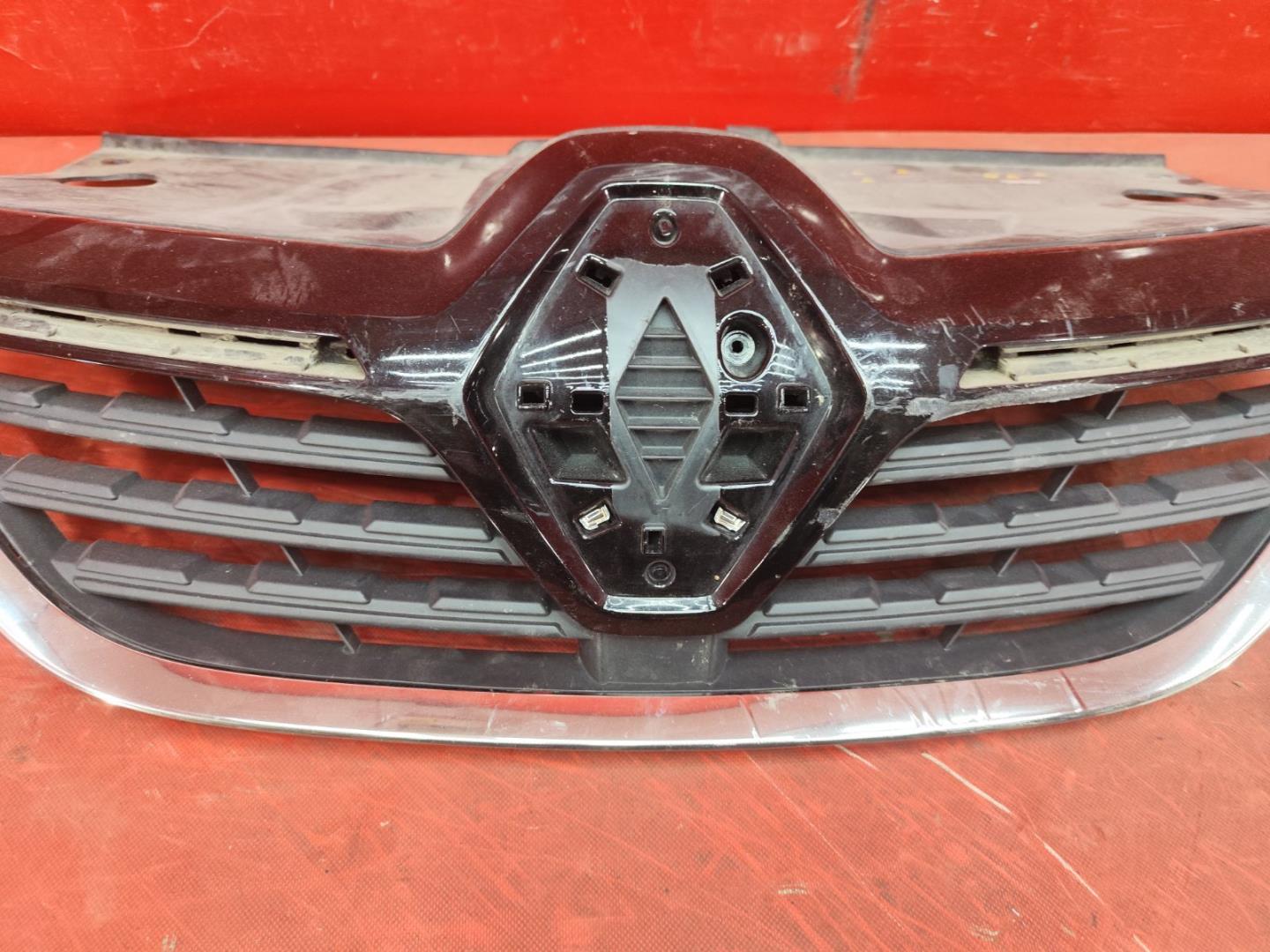 Решетка радиатора