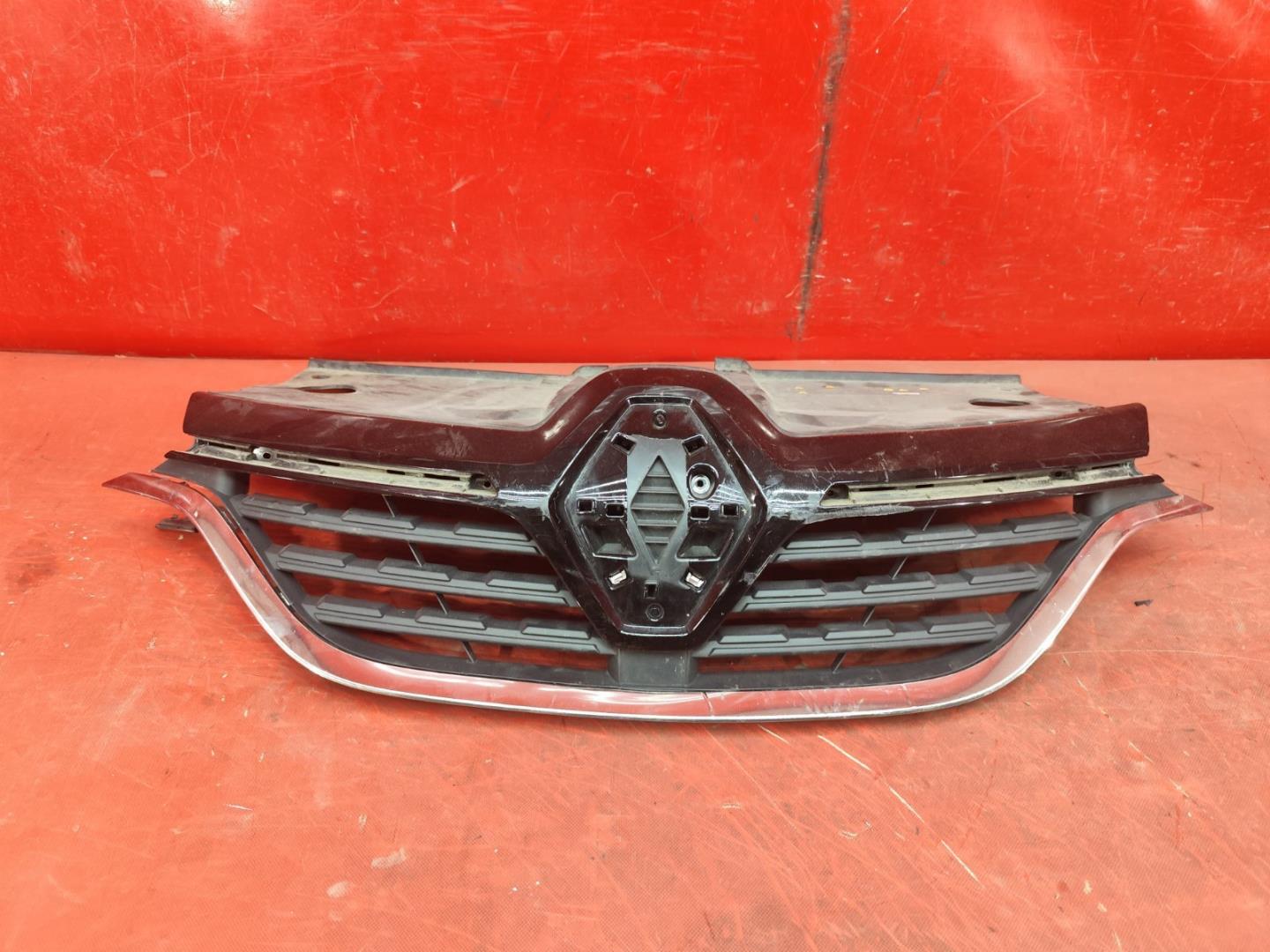 Решетка радиатора