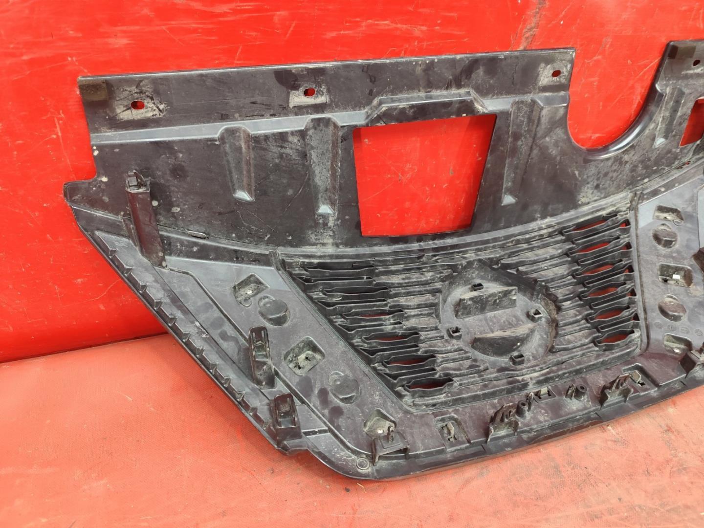 Решетка радиатора