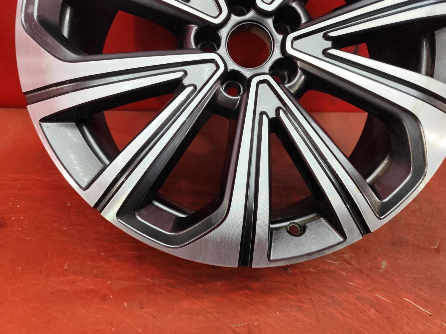 Диск колесный литой