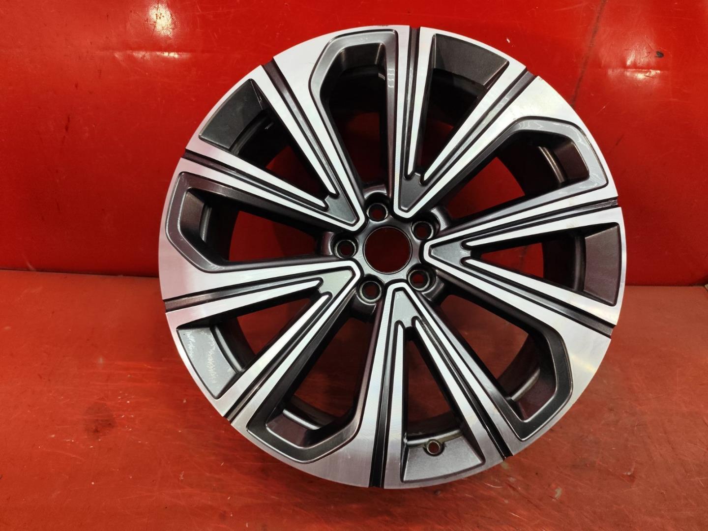 Диск колесный литой