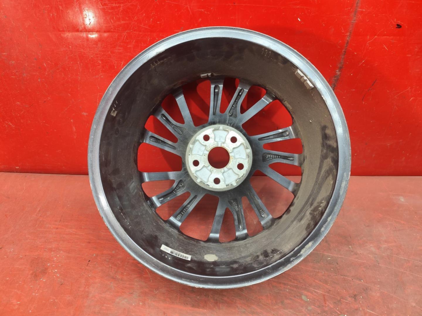 Диск колесный литой легкий сплав