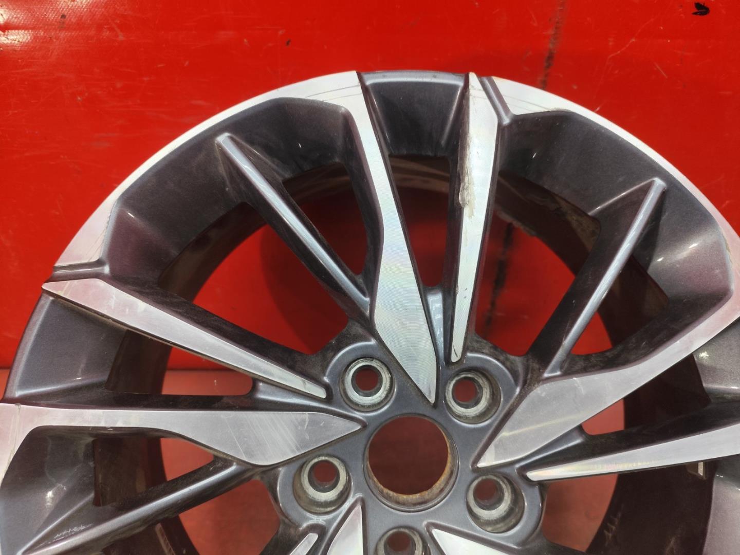 Диск колесный литой легкий сплав