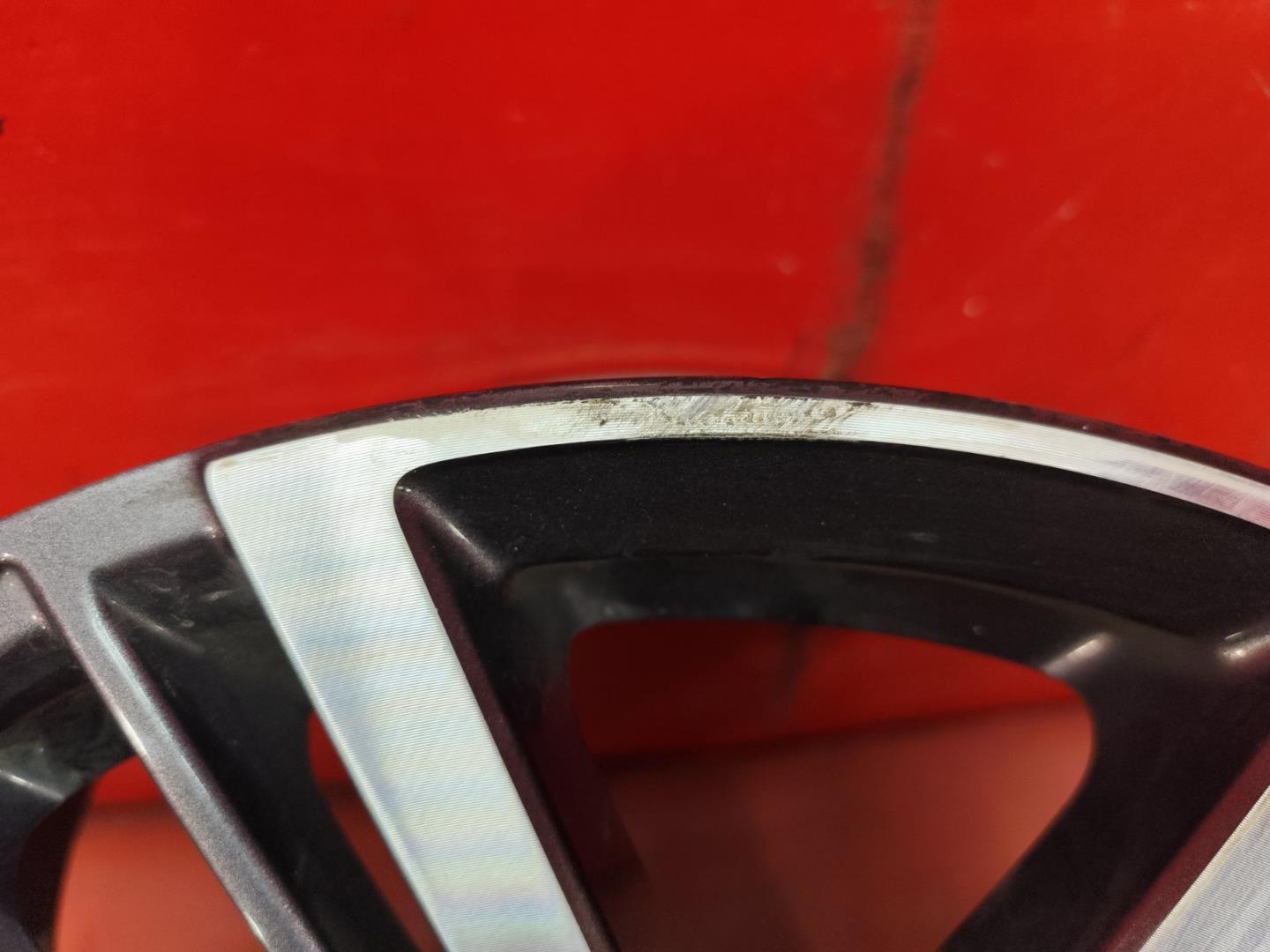 Диск колесный литой легкий сплав