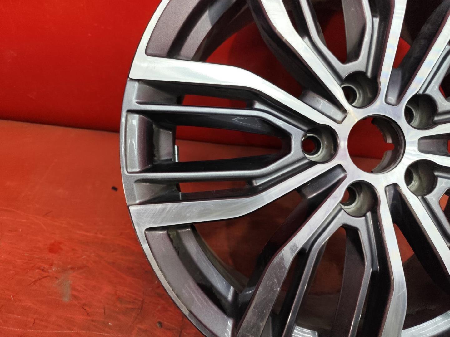 Диск колесный литой легкий сплав