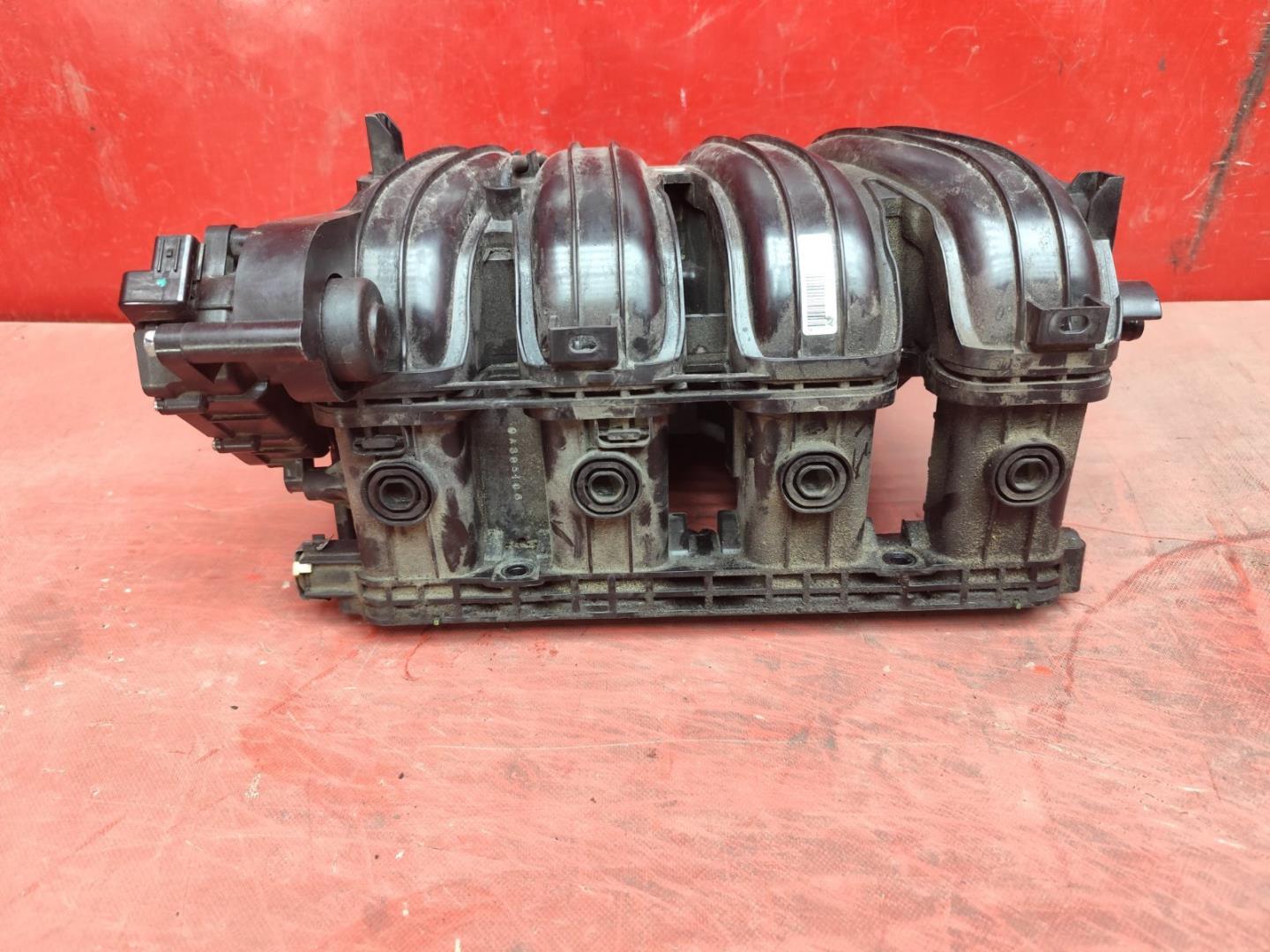 Коллектор впускной