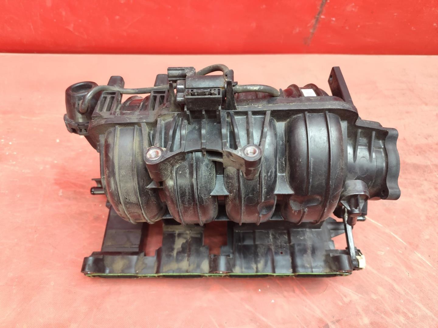 Коллектор впускной